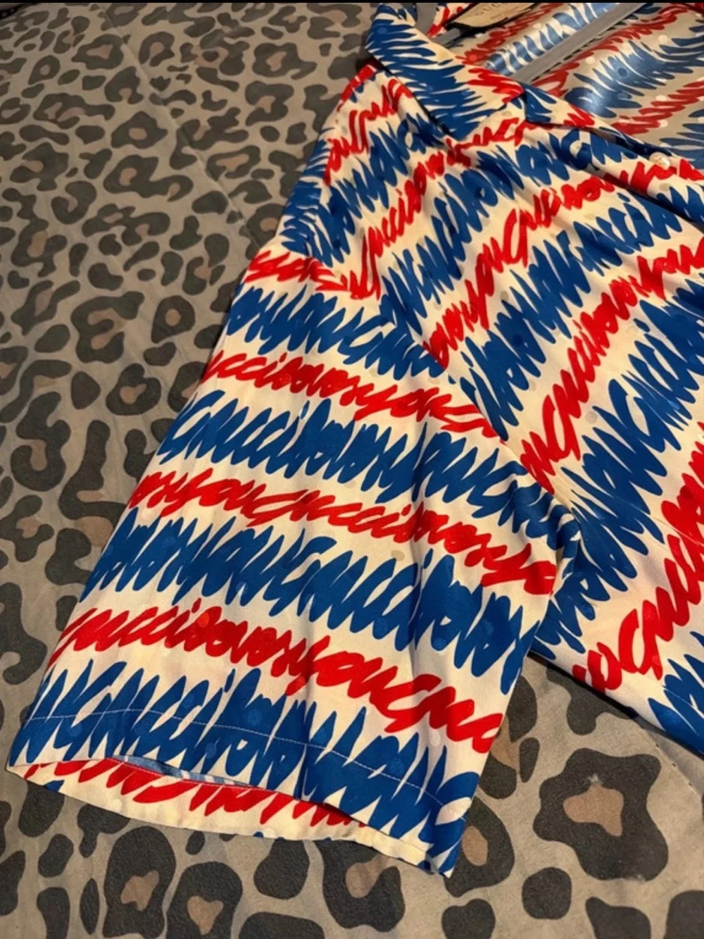 Gucci White Shirt with Blue & Red Scribble Stripe Print